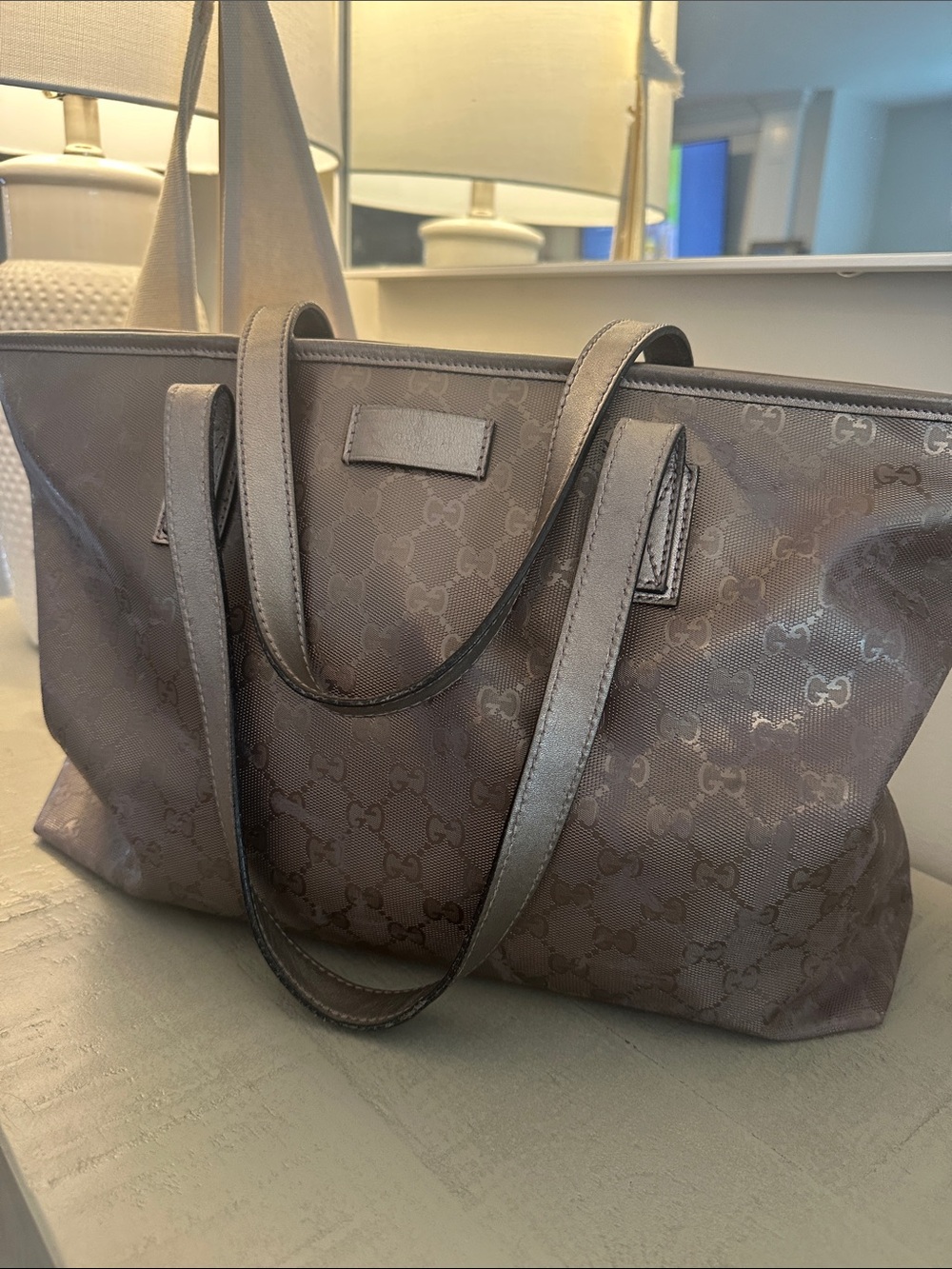 Gucci 🩶 Metallic GG Monogram Tote- Zipper Closure- Perfect Everyday Bag!!